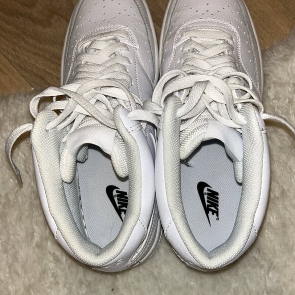 White Nike court vision Mids - Picture 4 of 5